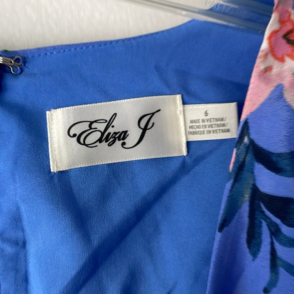 Eliza J Floral Print Pleated Faux Wrap Midi Dress - Picture 3 of 5